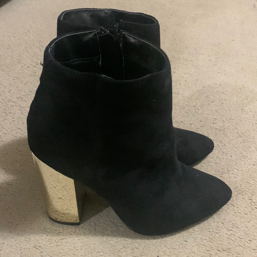 Suede - Faux Women Metallic Gold Block Heel Ankle Bootie